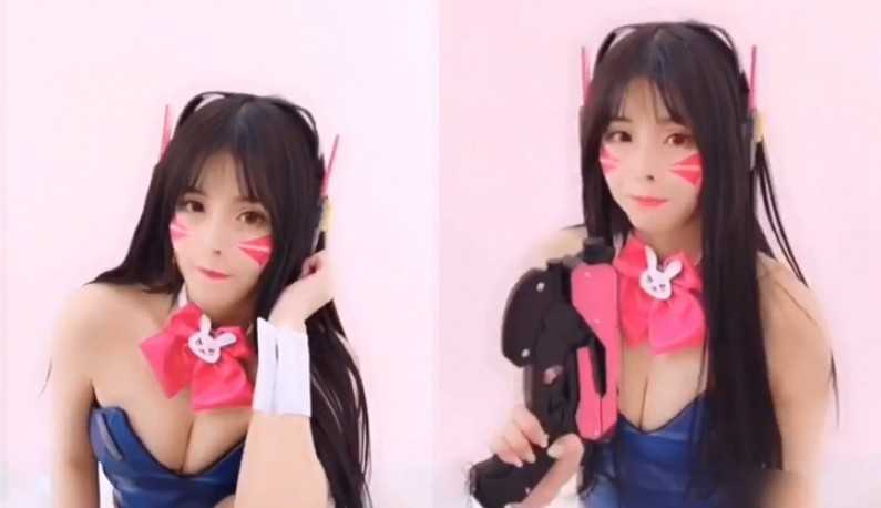 ｢D.Va爱你唷❤｣上海小萝莉cos D.Va~胸前黑黑的一条沟引人遐想!!