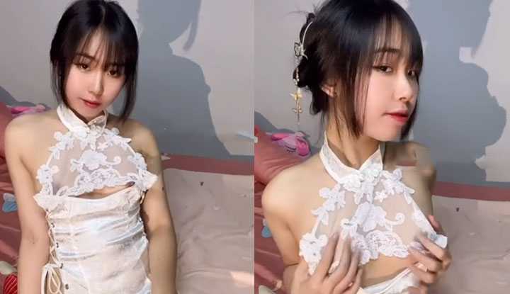 性感白丝旗袍，拉开来露美乳展现好身材～