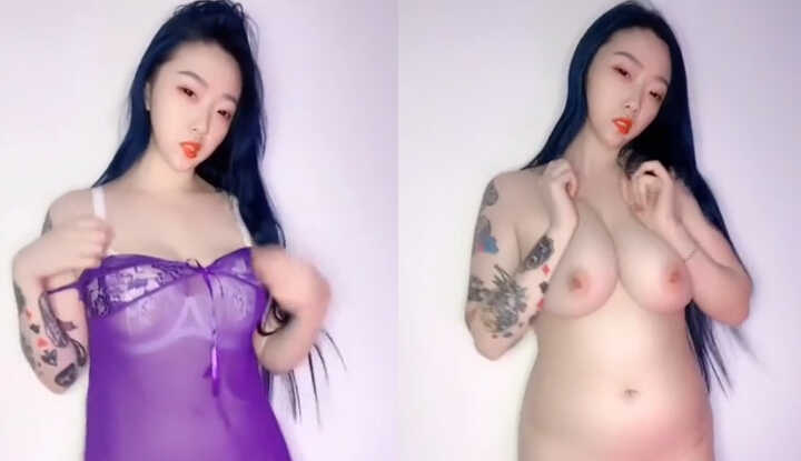 快手爆乳御姐欣妹妹，脱光光性感热舞